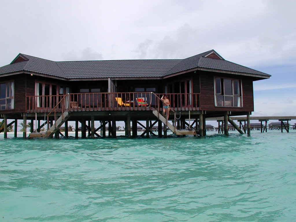 Water bungalow (KANI)