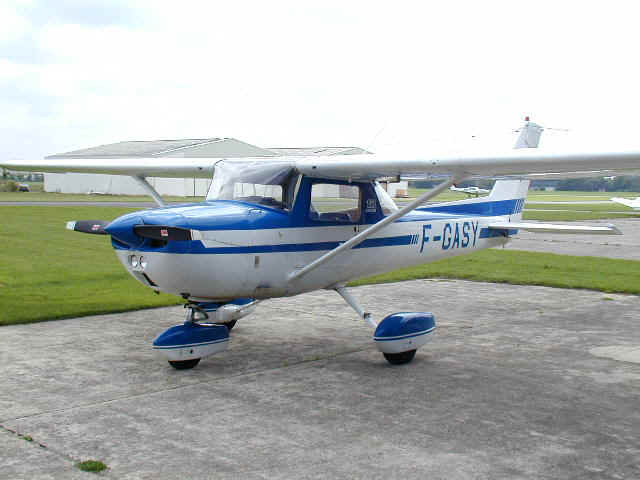 CESSNA F 150 M (1977)   F-GASY
